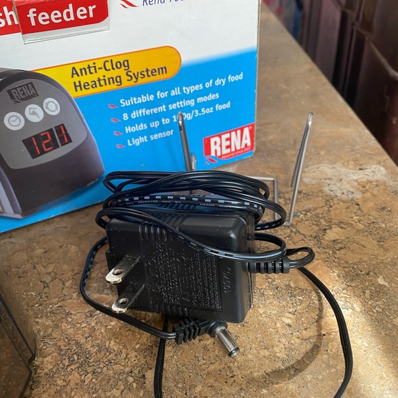 Automatic fish feeder - Picture 3 of 12